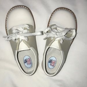 EUC saddle shoes size 9M, Footmates